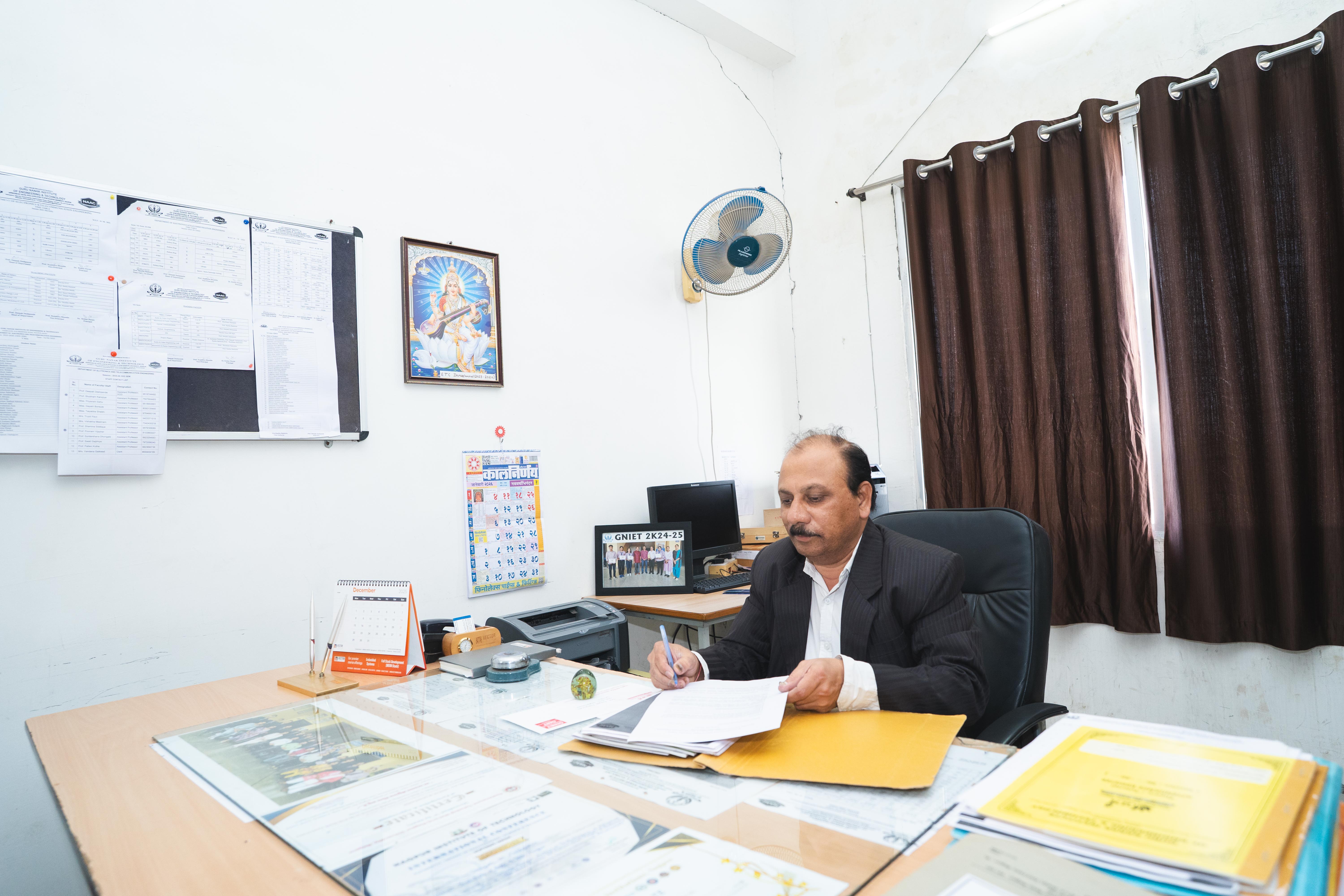 Prof. Deepak Deshpande